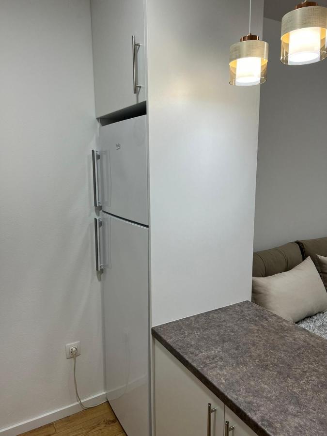 Apartmani Imperial โนวีปาซาร์ ภายนอก รูปภาพ