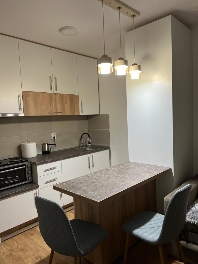 Apartmani Imperial โนวีปาซาร์ ภายนอก รูปภาพ