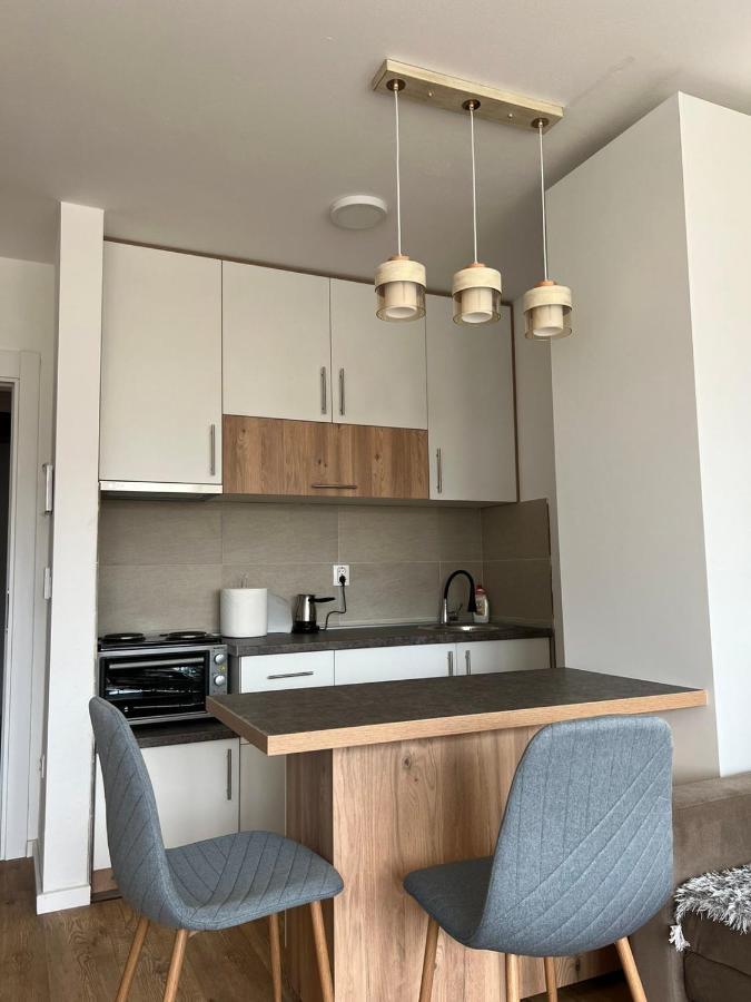 Apartmani Imperial โนวีปาซาร์ ภายนอก รูปภาพ