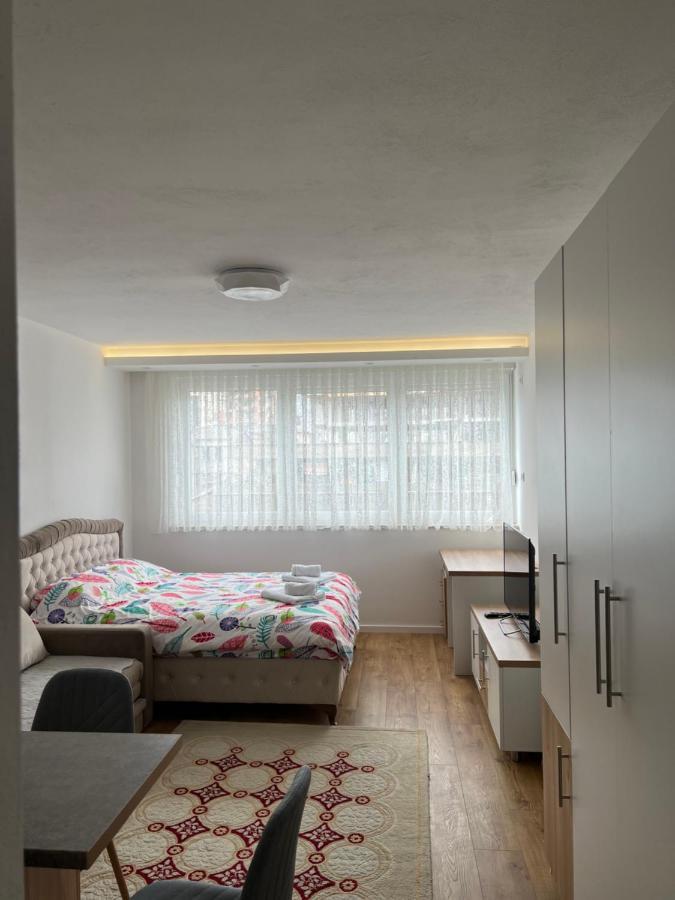Apartmani Imperial โนวีปาซาร์ ภายนอก รูปภาพ
