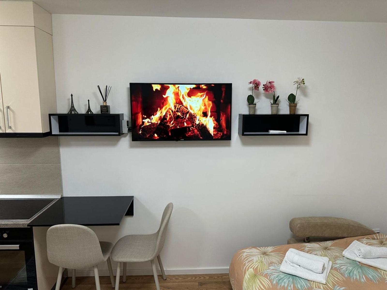 Apartmani Imperial โนวีปาซาร์ ภายนอก รูปภาพ