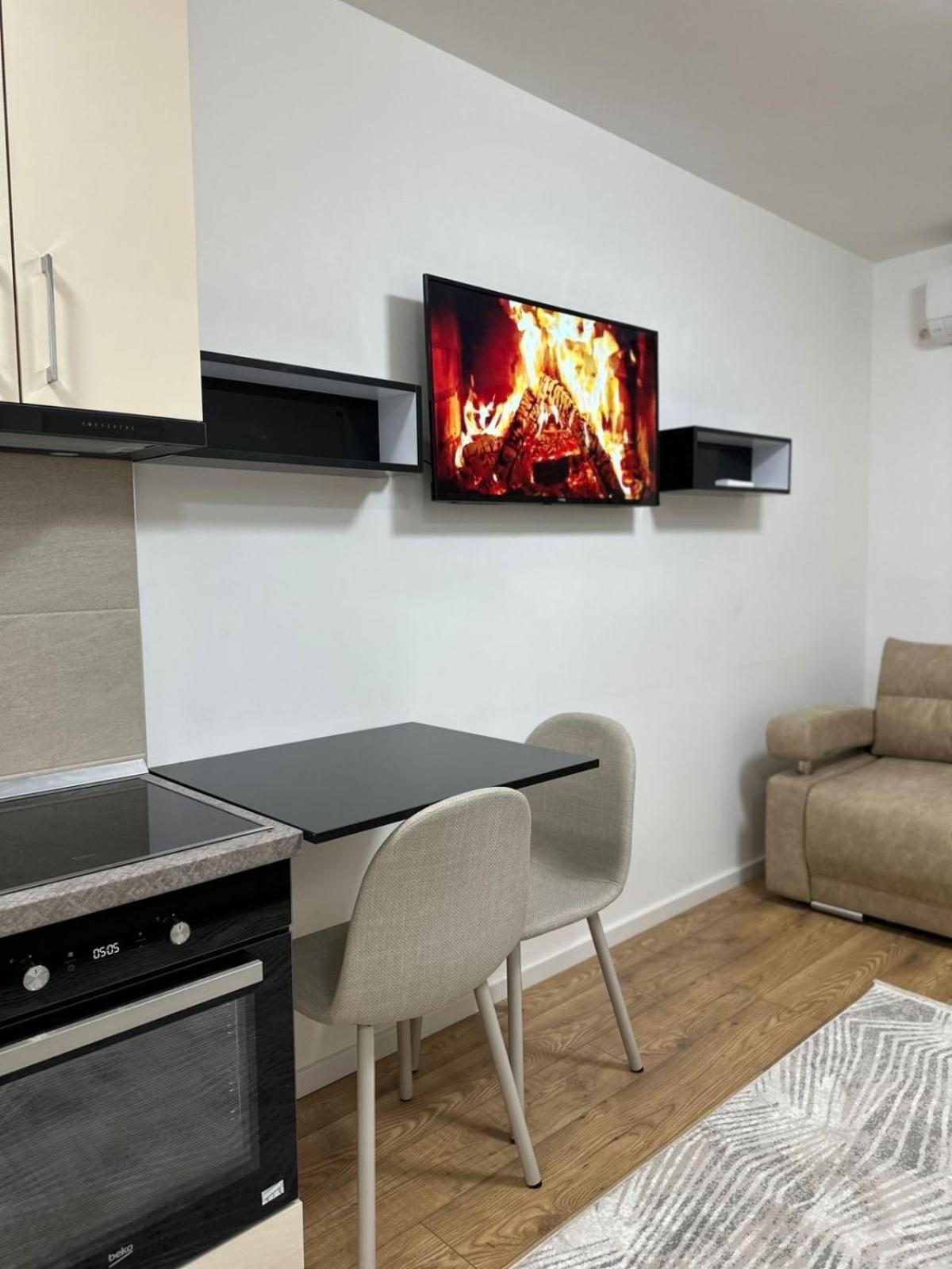 Apartmani Imperial โนวีปาซาร์ ภายนอก รูปภาพ